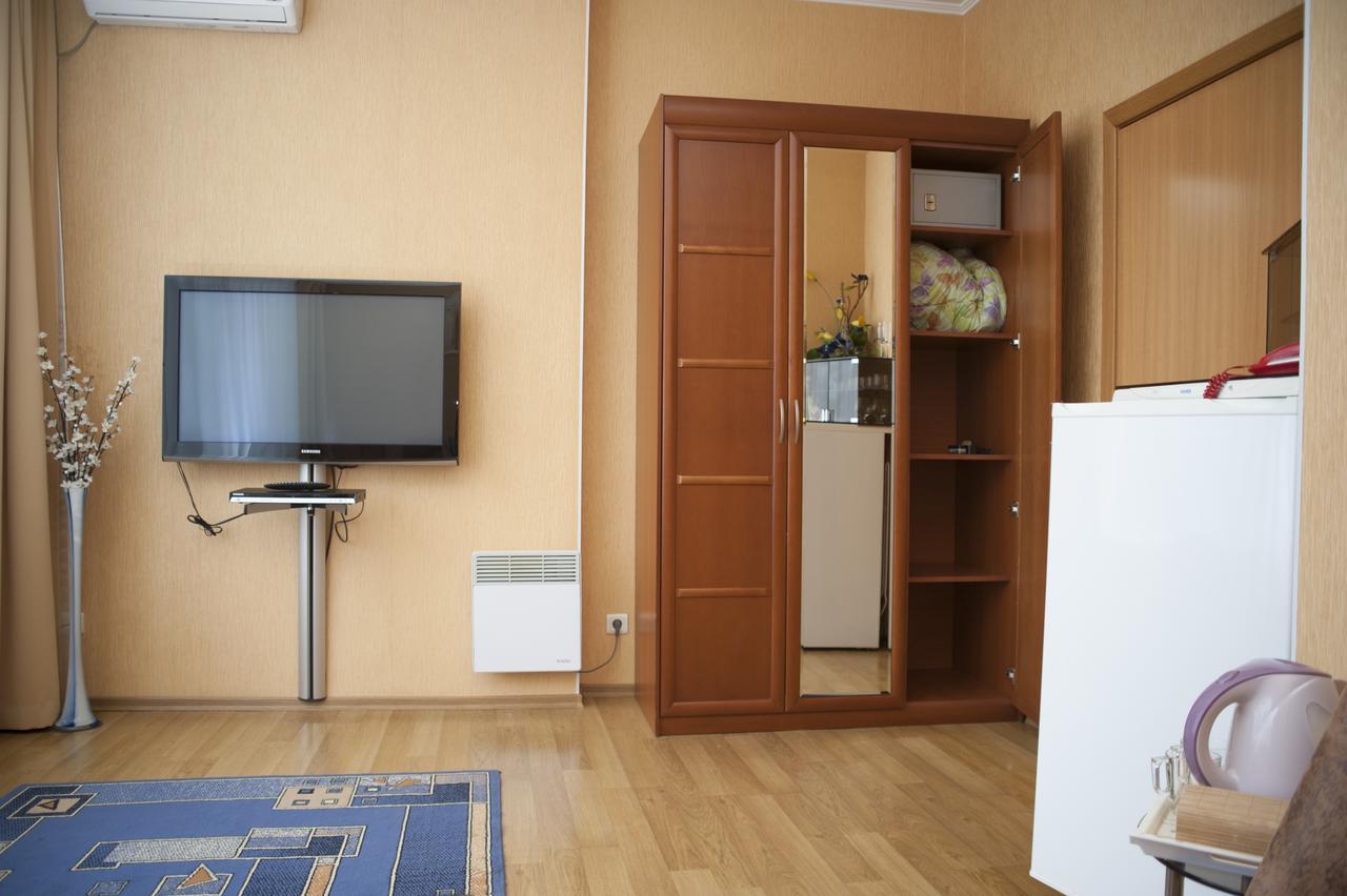 Bilyj Rojal Zaporizhia Exterior foto